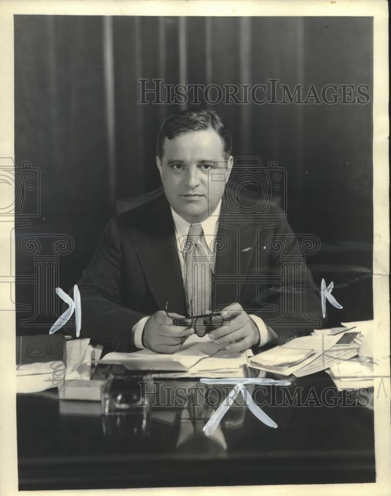 1933 War time flier Major Fiorello H. LaGuardia is mayoral candidate - Historic Images