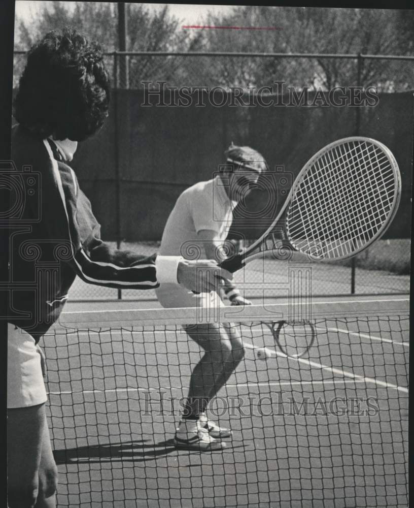 1976 Press Photo Susan Doyle of Whitefish Bay &amp; tennis partner Richard Edwards - Historic Images