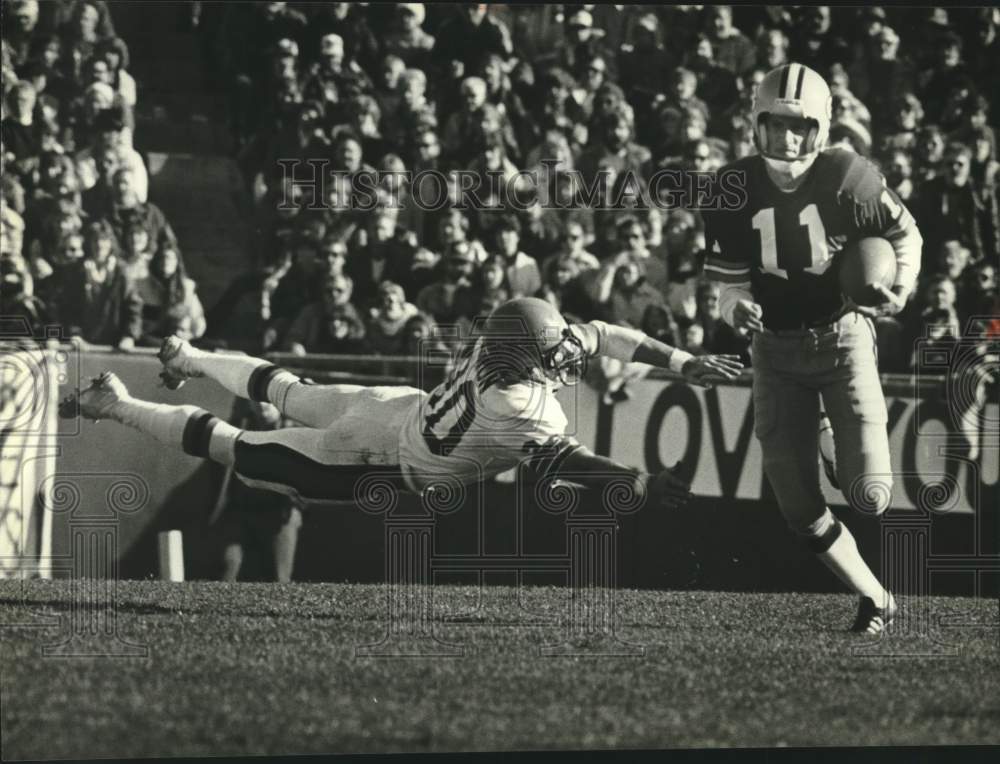1980 David Beverly, Packer punter runs with ball, Green Bay game-Historic Images