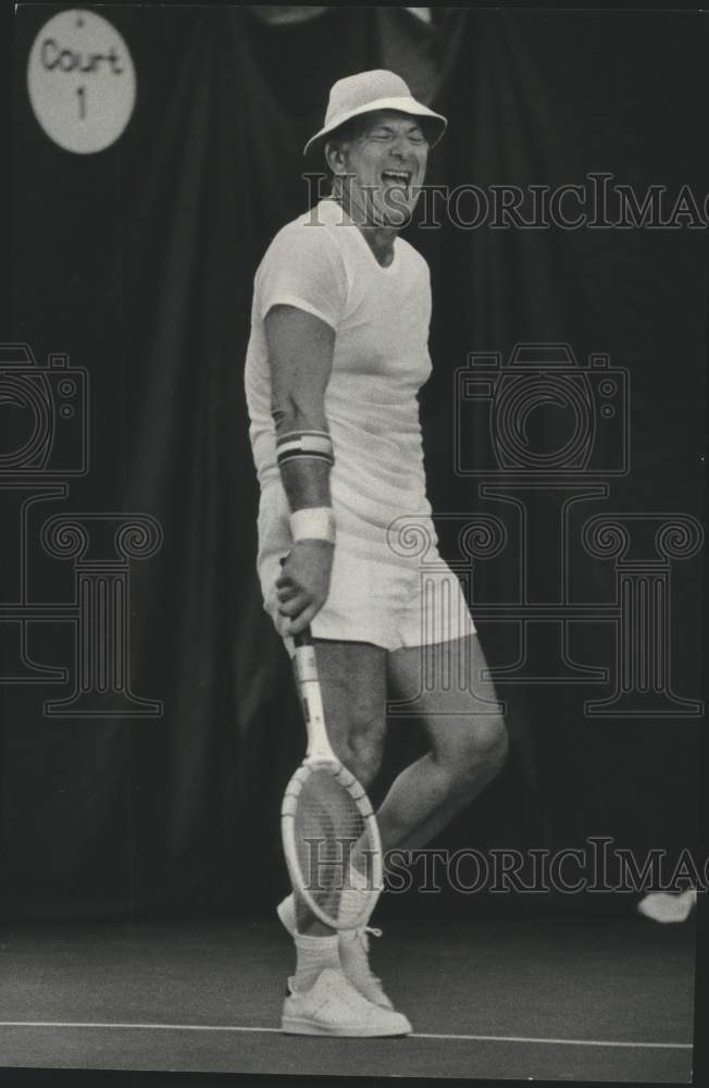 1975 Jack Klugman, Actor, playing Tennis at Marquette University - Historic Images