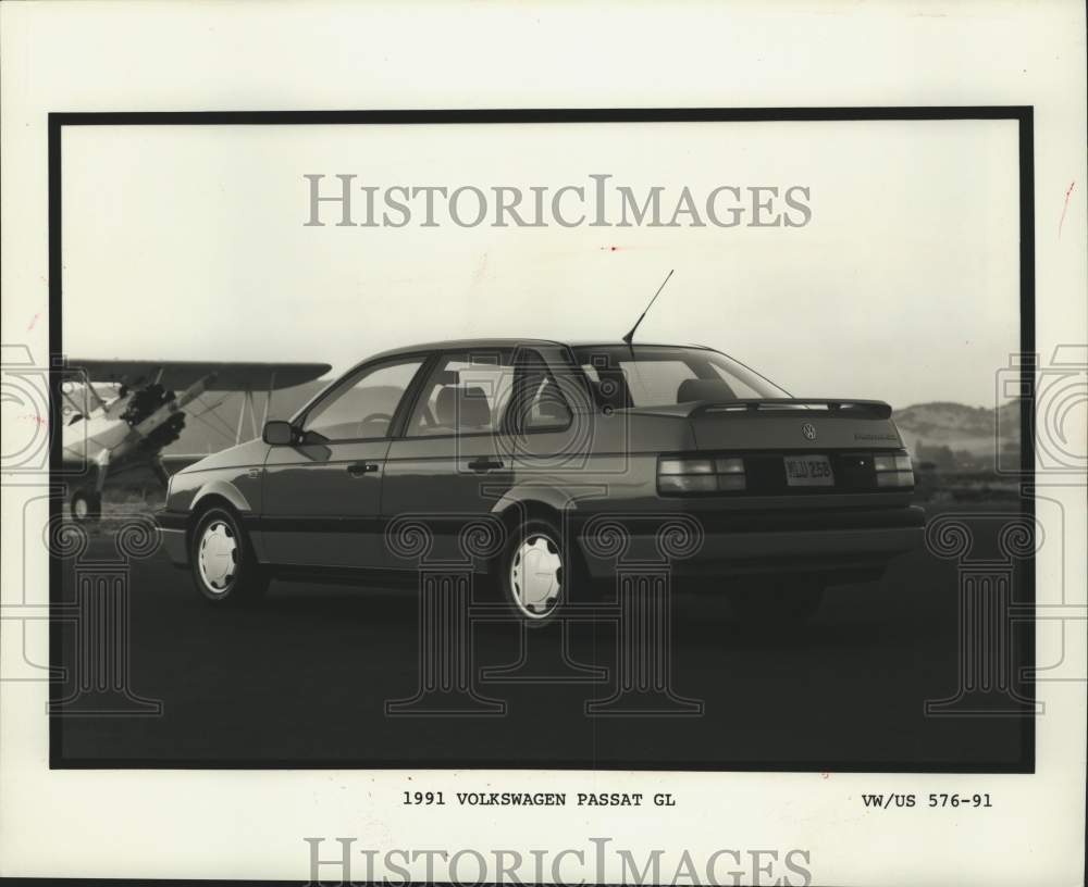 1991 Press Photo 1991 Volkswagen&#39;s mid-sized Passat GL - Historic Images