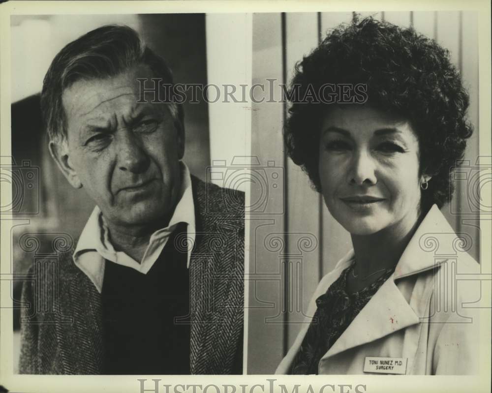 1979 Press Photo Jack Klugman and Gina Alvarado on &quot;Quincy&quot;. - mjx81904 - Historic Images