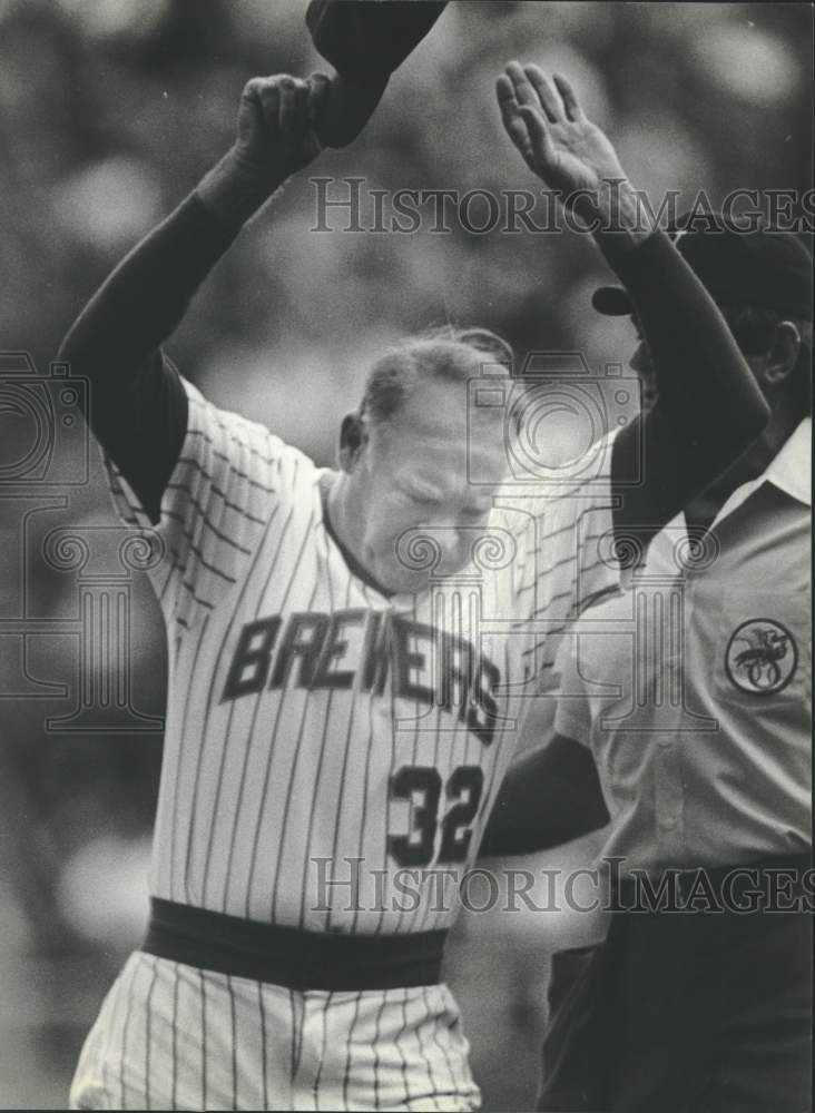 1982 Harvey Kuenn, Milwaukee Brewers manager - Historic Images