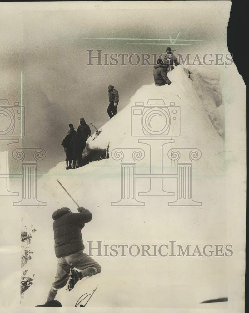 1957 Team on Alpine Eiger Peak to Rescue German Mountain Climbers - Historic Images
