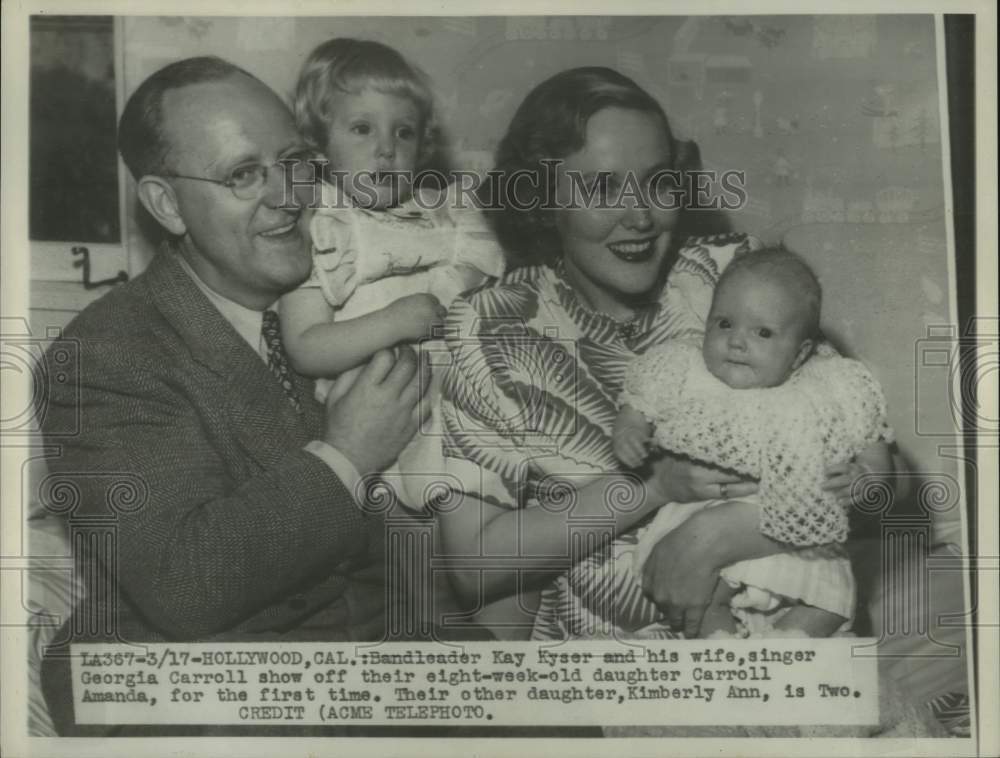 1948 Press Photo Bandleader Kay Kyser and wife Georgia with their kids - Historic Images