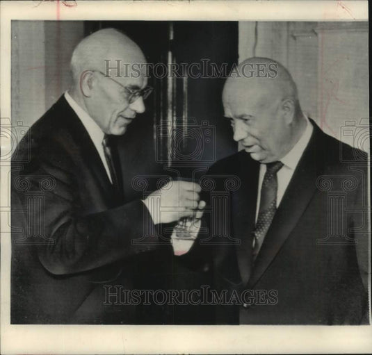 1964 Soviet Premier Khrushchev & Polish Communist leader Gomulka - Historic Images