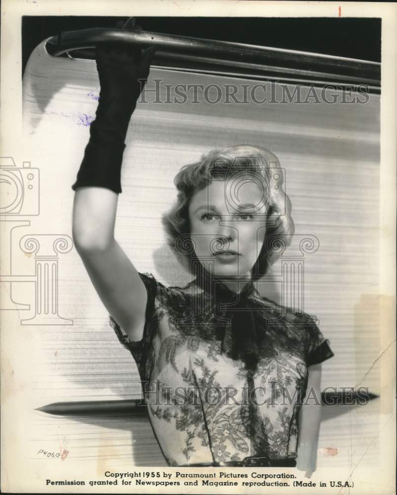1955 Press Photo Actress June Allyson in character - Historic Images
