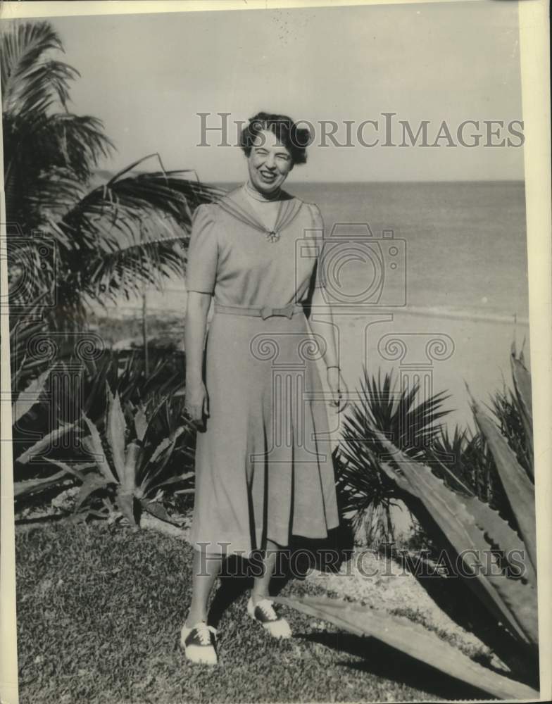 1940 Press Photo Mrs. Franklin D. Roosevelt during a 2 week vacation in Miami FL - Historic Images