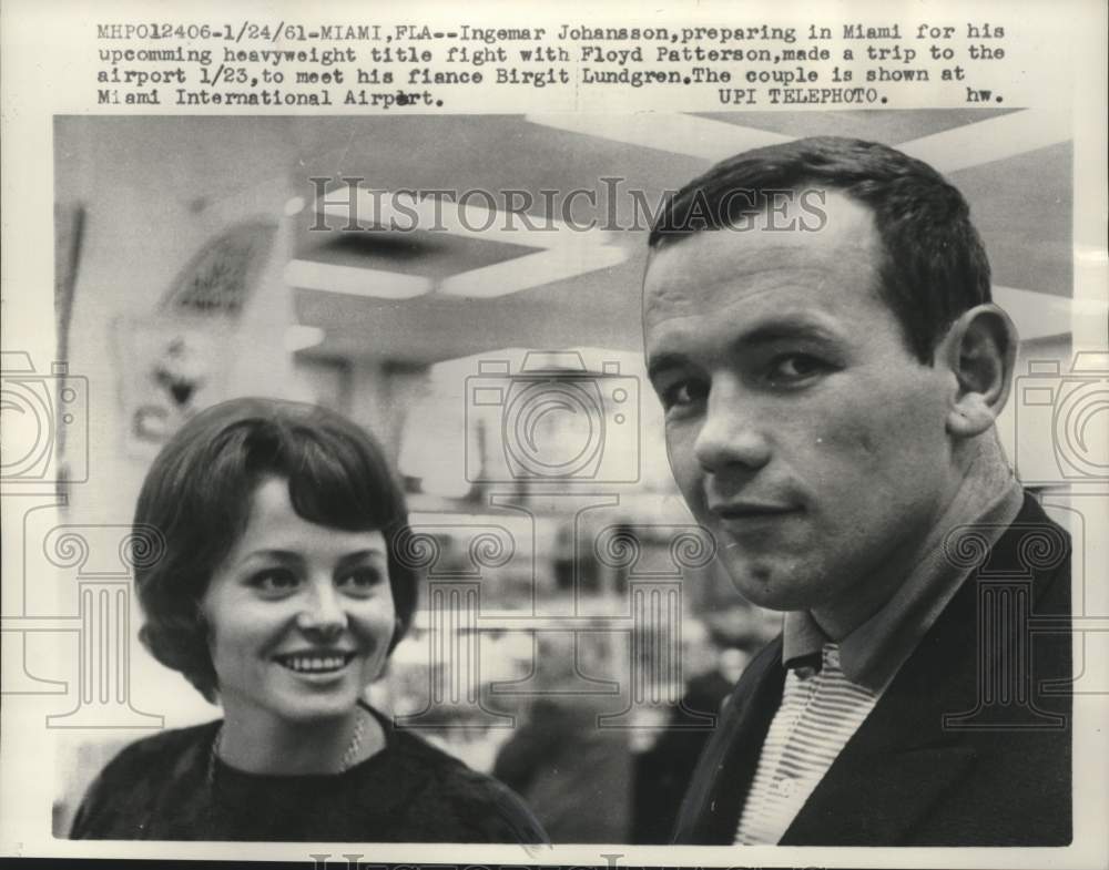 1961 Press Photo Ingemar Johansson, & fiance at Miami International Airport- Historic Images