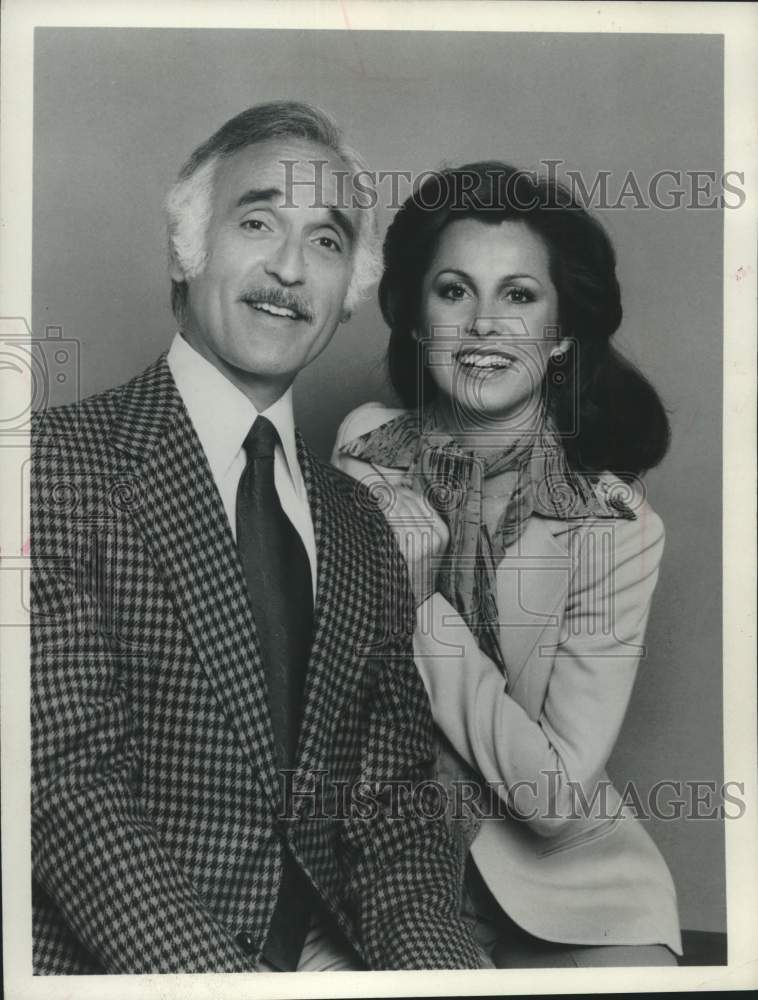 1977 Press Photo Stefanie Powers, Harold Gould star  together on ABC-TV show. - Historic Images