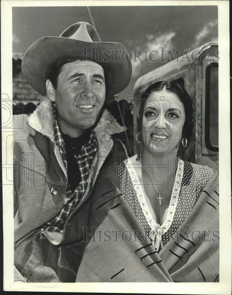 1972 United States Actor Fess Parker with fellow actress - Historic Images