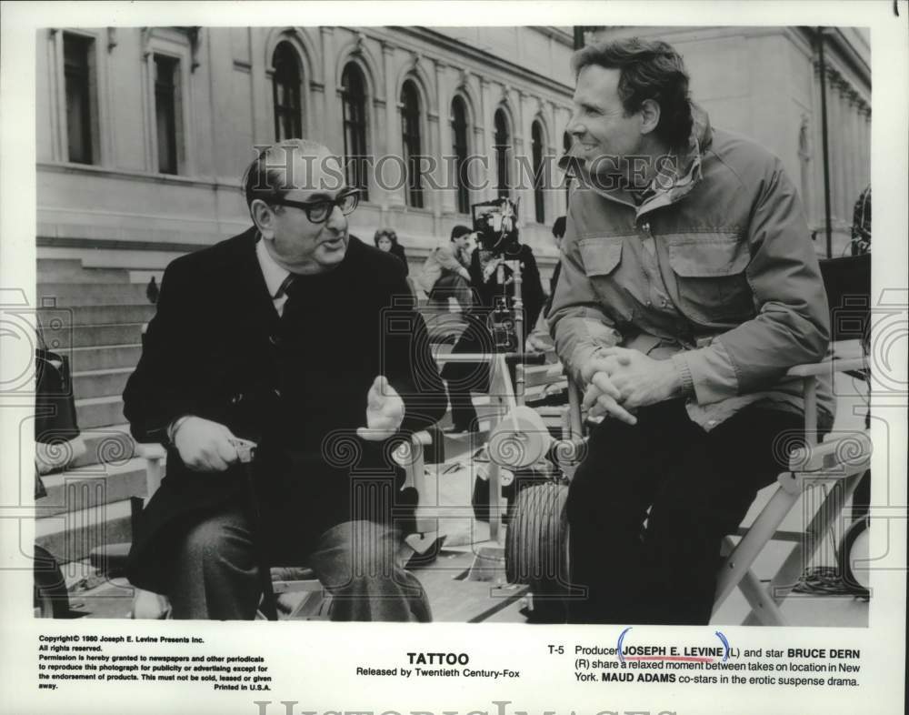 1980 Press Photo Joseph Levine director with Bruce Dern actor, others, New York. - Historic Images