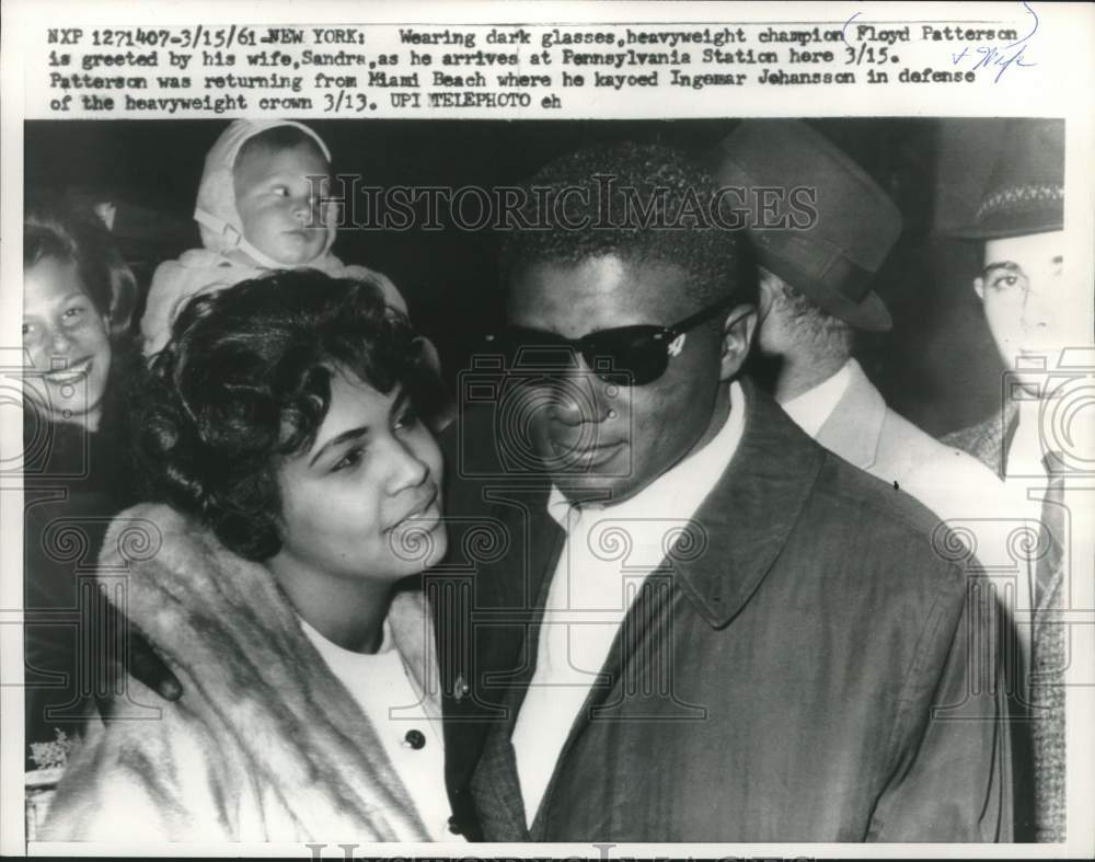 1961 Press Photo Heavyweight Boxing Champion Floyd Patterson & his wife Sandra - Historic Images