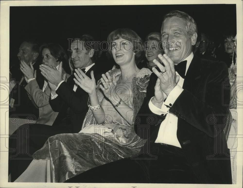 1977 Press Photo Paul Newman &amp; his wife, Joanne Woodward featured in CBS special - Historic Images