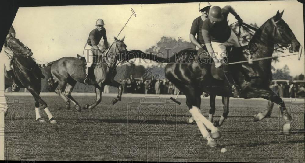 1931 Milwaukee and Onwentsia Charity Polo Match Milwaukee - Historic Images