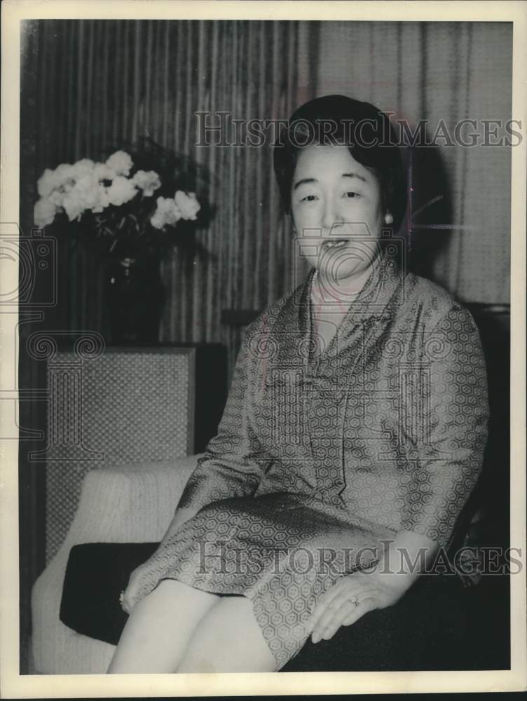 1964 Press Photo Empress Nagako of Japan celebrates 61st birthday in Tokyo - Historic Images