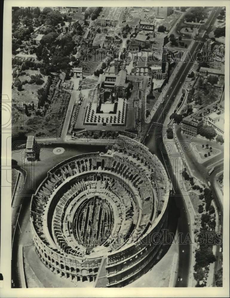 1982 Press Photo Aerial View Of Colosseum In Rome, An Arena From First Century - Historic Images