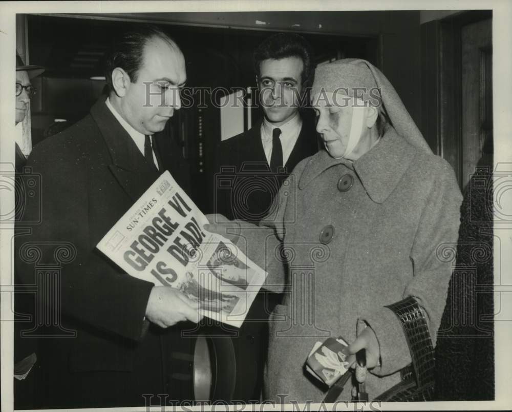 1952 Princess Alice of Greece receives news from London in Chicago-Historic Images