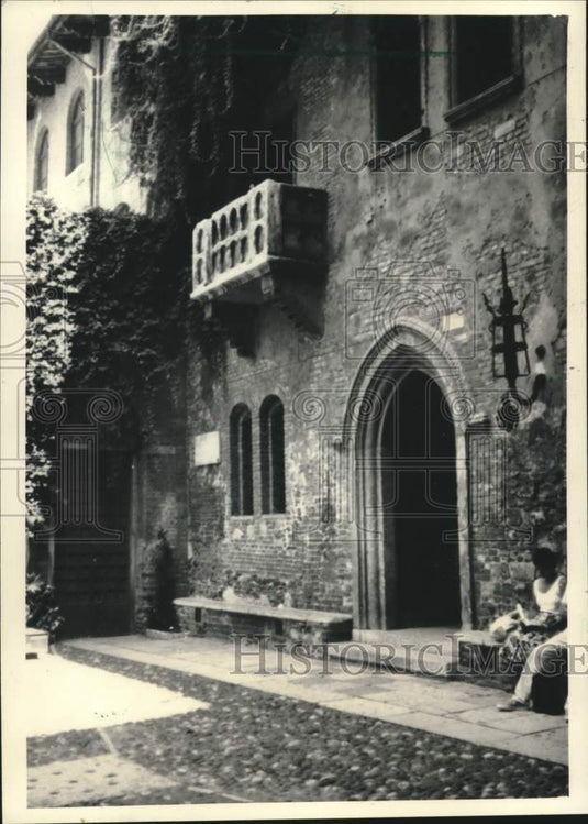 1986 Press Photo Balcony Where Shakespeare's Juliet Met Romeo in Verona, Italy - Historic Images