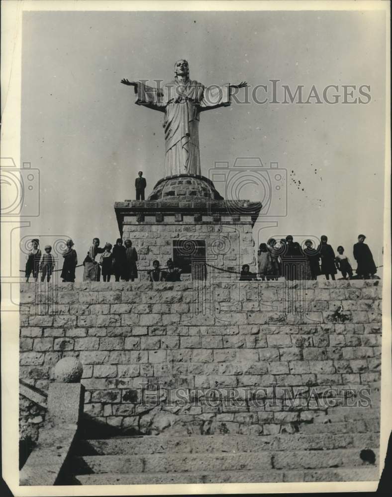 1931 Press Photo Giant Statue Of Christ On Mount Calvario Near Milan, Italy - Historic Images