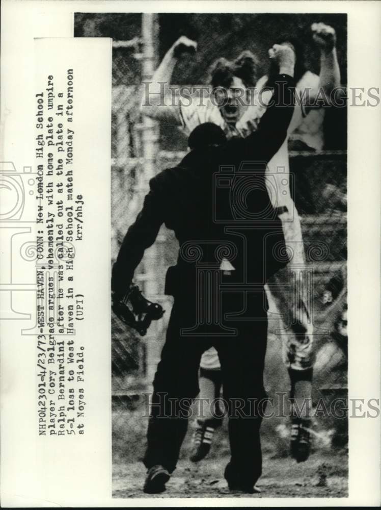 1973 Press Photo New London High baseball player argues with umpire after play- Historic Images