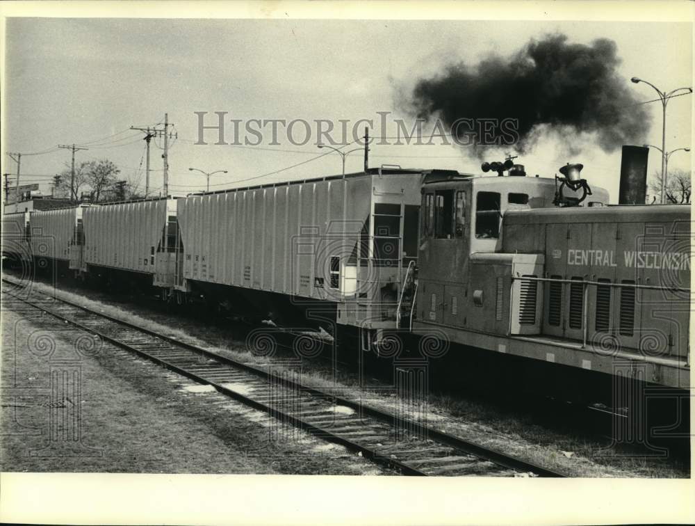 1981 Press Photo Central Wisconsin Railroad locomotive at Waukesha - mjx97118 - Historic Images