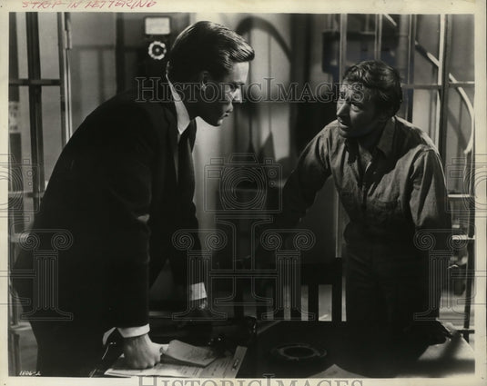 1964 Press Photo Nick Adams and Richard Chamberlain in Twilight of Honor- Historic Images