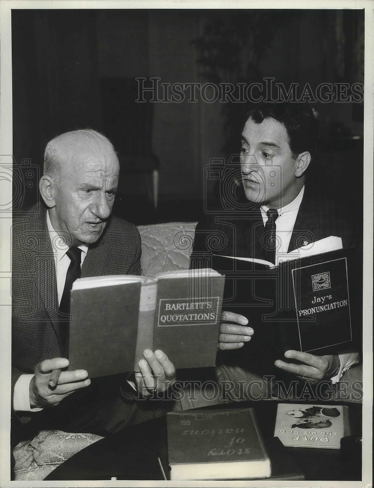 1962 Press Photo Danny Thomas &amp; Jimmy Durante on &quot;The Danny Thomas Show&quot;- Historic Images