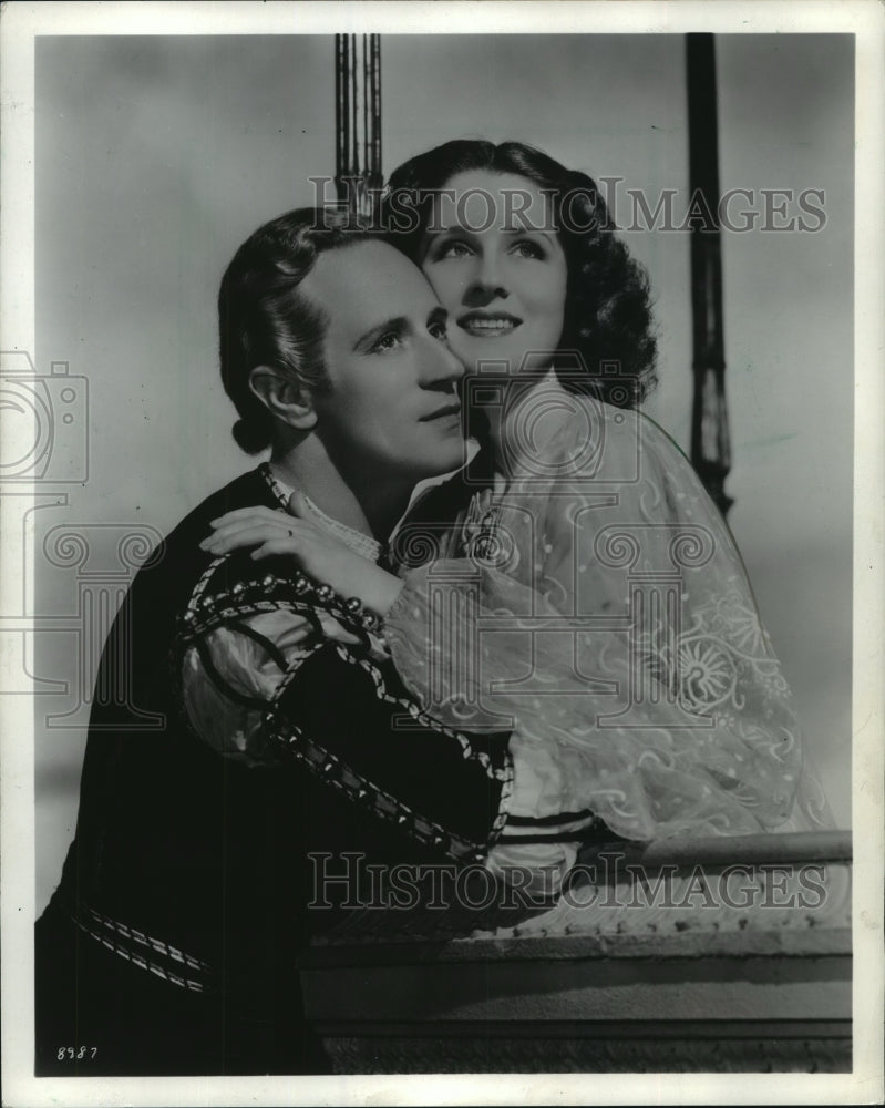 1940 Press Photo Norma Shearer and Leslie Howard Acting In