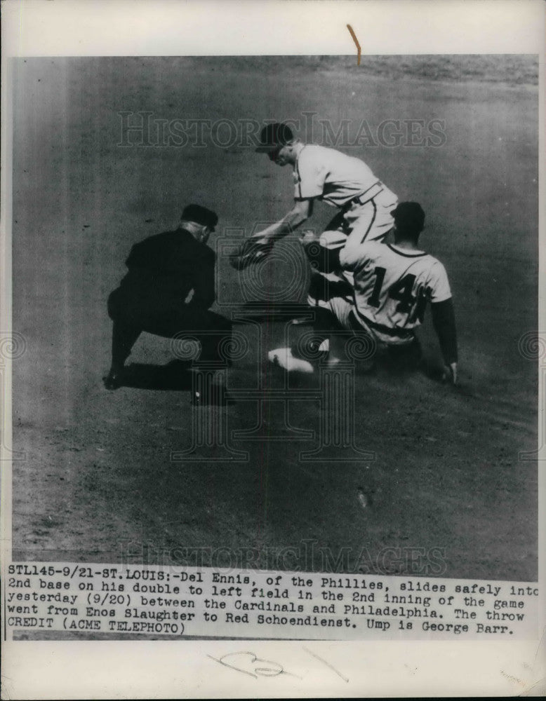 1949 Del Ennis of the Phillies Sliding - Historic Images