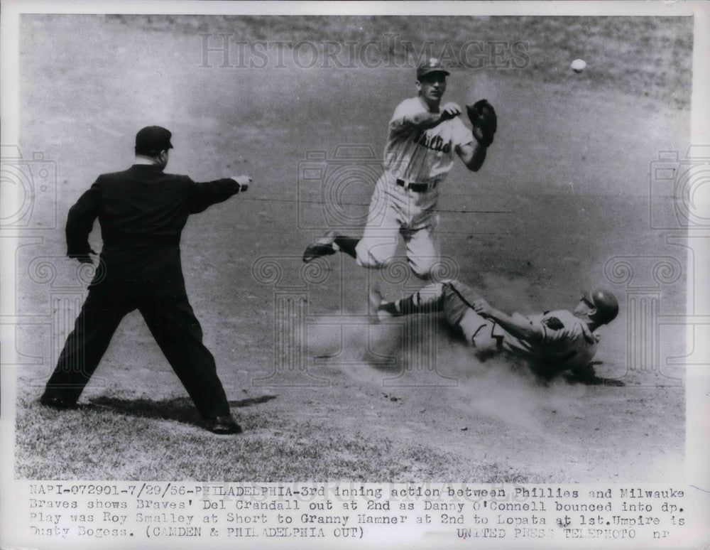 1956 Press Photo Philadelphia Phillies Roy Smalley &amp; Umpire Dusty Bogess - Historic Images