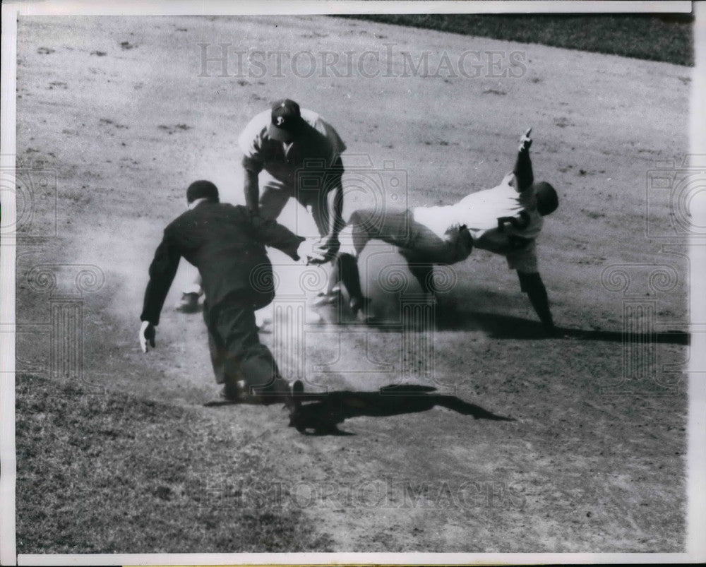 1960 Press Photo Chicago Cubs Manager Lou Johnson - Historic Images