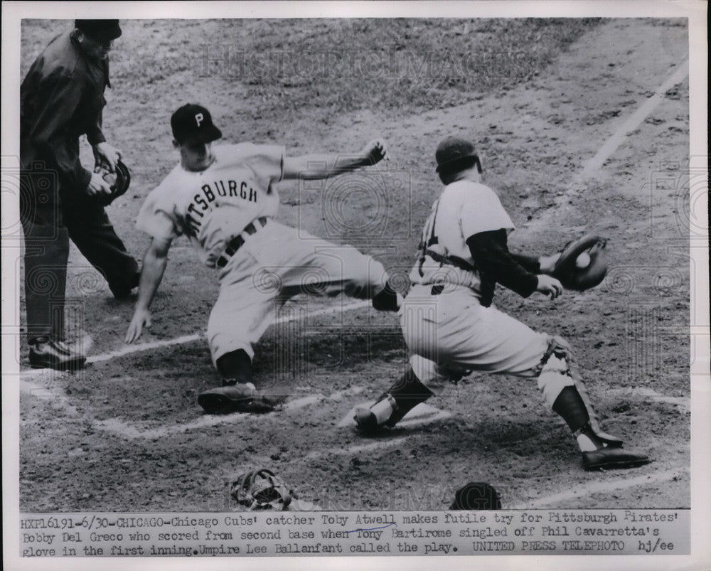 1952 Cubs Catcher Toby Atwell Tries To Tag Pirates Bobby Del Greco - Historic Images