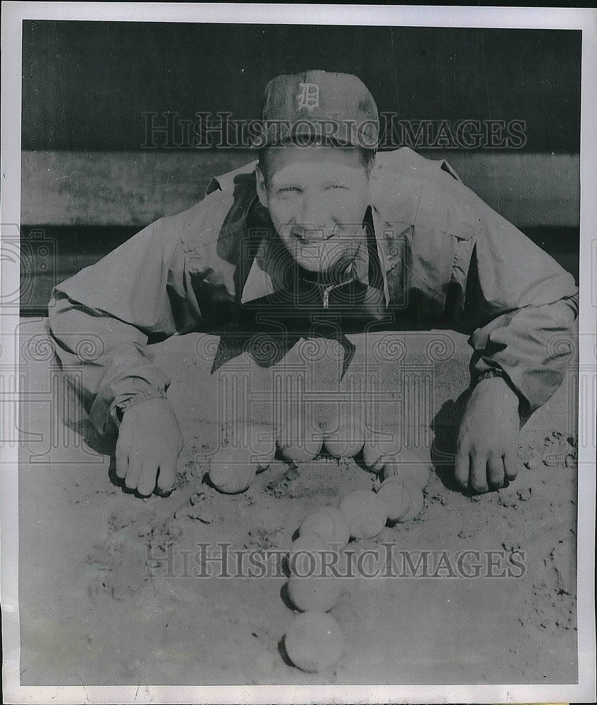 1952 Press Photo Hal Newhouser Tiger Pitcher - Historic Images