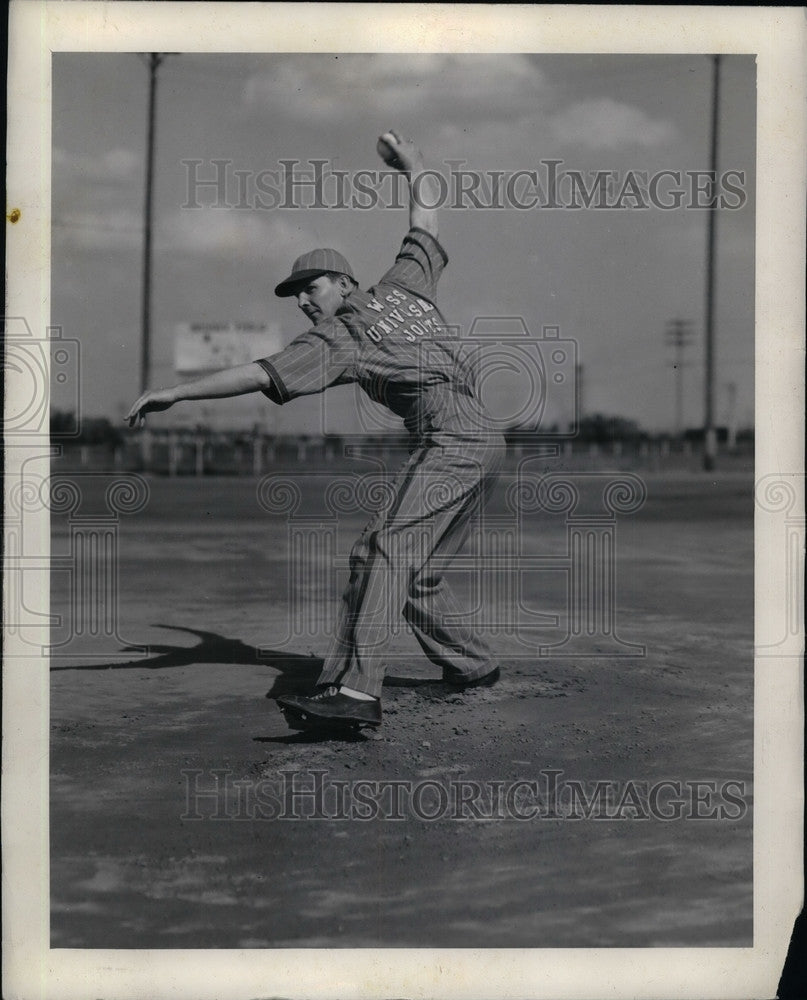 1939 Press Photo Chet Tarnacki Pitcher for Bendix Braves - Historic Images