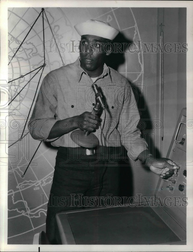 1965 Press Photo Catcher of LA Dodgers John Roseboro star in &quot;Streetcar, Do You - Historic Images