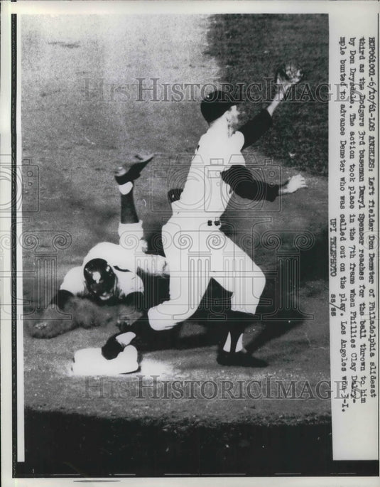1961 Don Demster, Philadelphia, Dodger 3rd Baseman Daryl Spencer - Historic Images