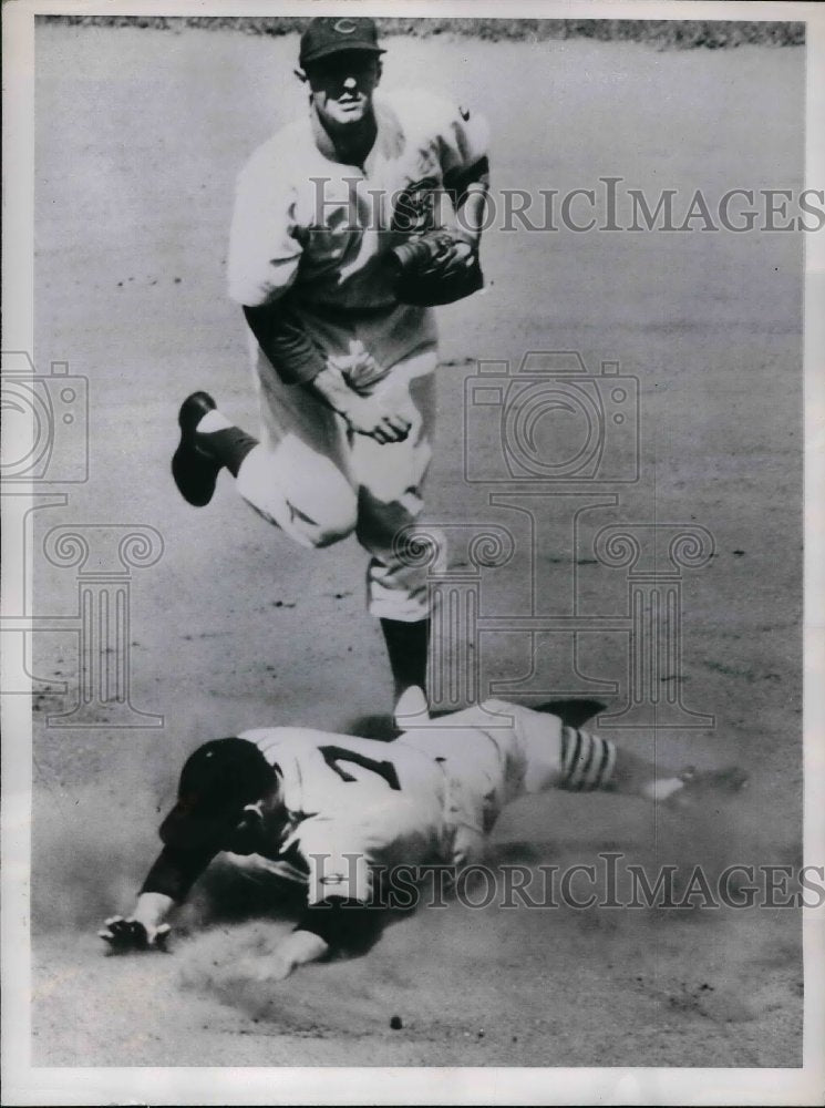 1961 Press Photo Solly Hamus St. Louis Shortstop Roy Smalley - Historic Images