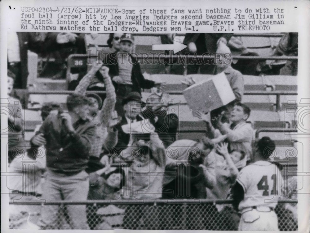 1962 Fans at LA Dodgers game vs Mil. Braves - Historic Images