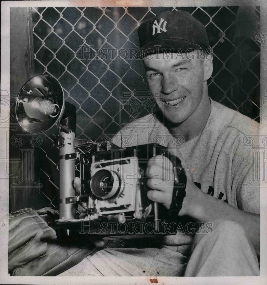 1955 Press Photo Andy Carey, 3rd baseman for NY Yankees - Historic Images