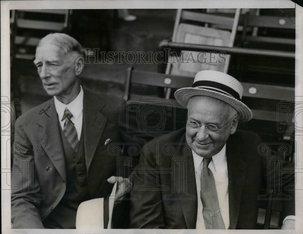 1937 Press Photo Pa. Athletics Mgr. Connie Mack and George Jacob of Phillies. - Historic Images