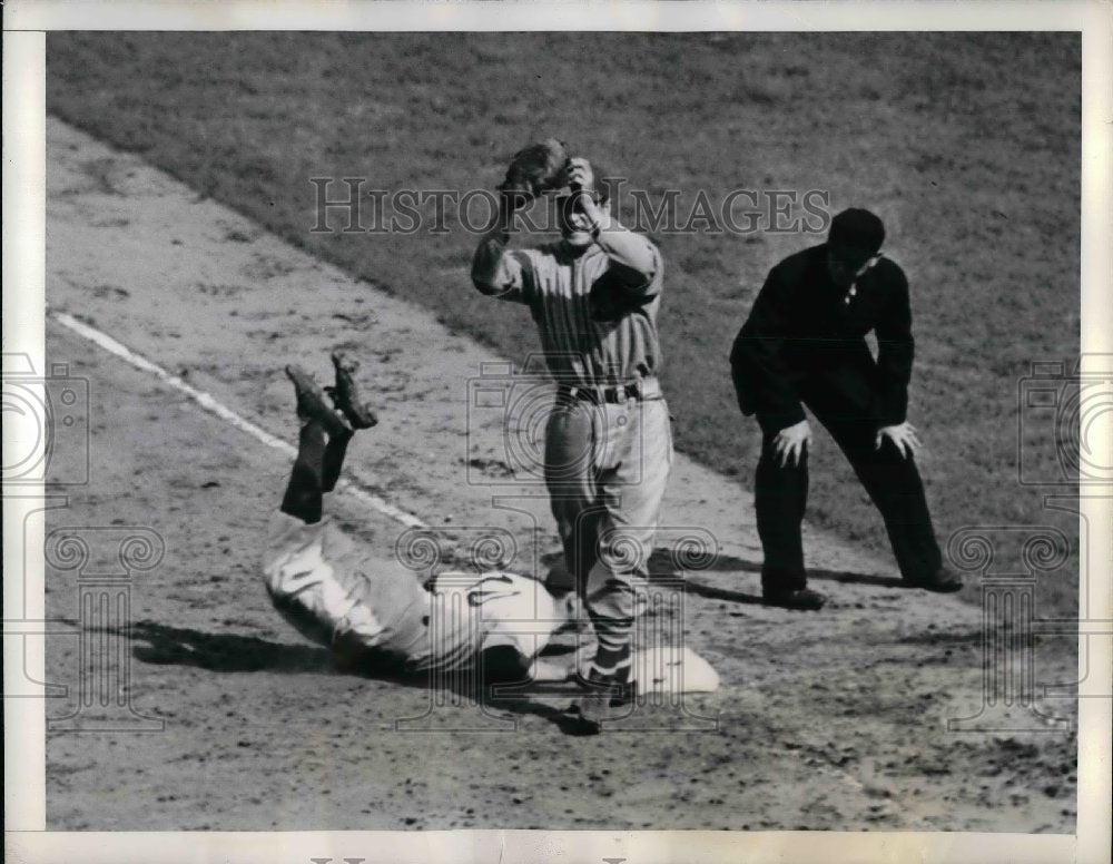 1941 Mickey Owen, Brooklyn Dodgers, Elbie Fletcher, Pirates - Historic Images