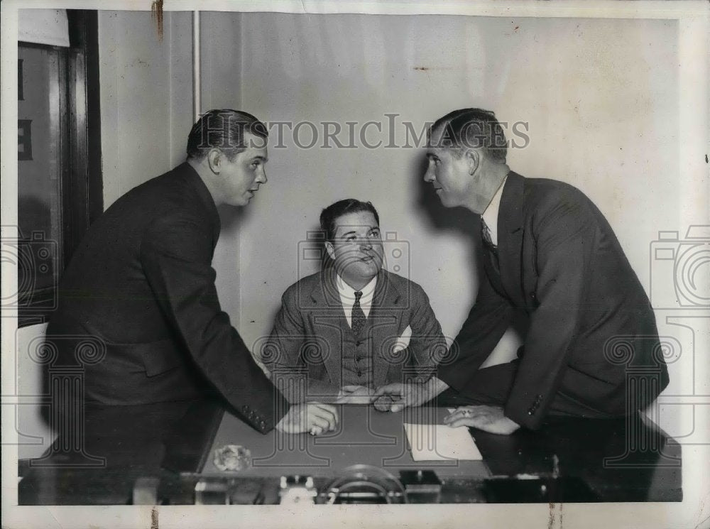 1937 Bill Terry, New York Giants Manager, Horace Stonehan & Travis - Historic Images