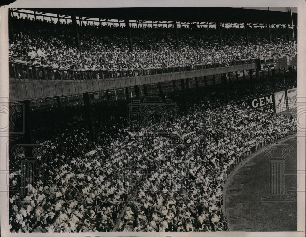 1936 Press Photo Fans At St. Louis Cardinals Vs. New York Giants Game - Historic Images