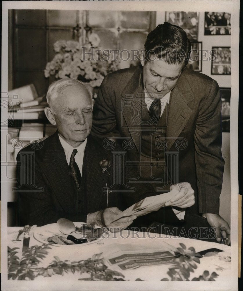 1939 Manager of Washington Senators Bucky Harris  - Historic Images