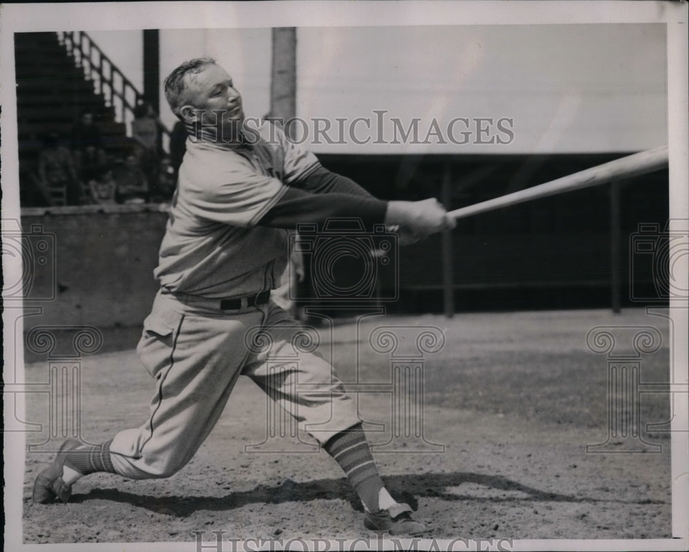 1941 Gabby Hartnett, Coach and Catcher for Giants - Historic Images