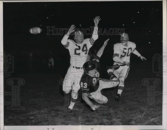 1957 Press Photo Bears Bill McColl, Ed Brown vs Armed Forces - nea10494 - Historic Images