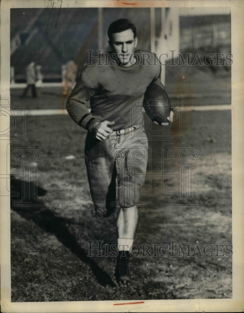 1936 Press Photo Marquette U football Art Guepe - nea12073 - Historic Images