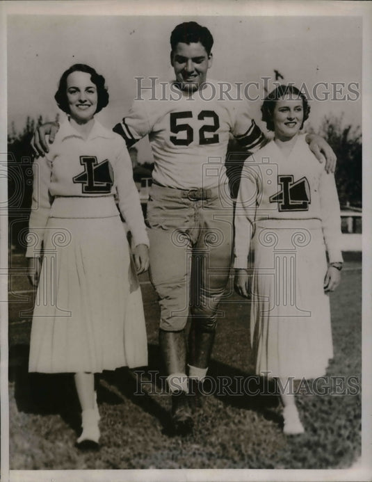 1937 Loyola football, John Clay Calhoun, cheers M Hatrel & C Bourgi - Historic Images