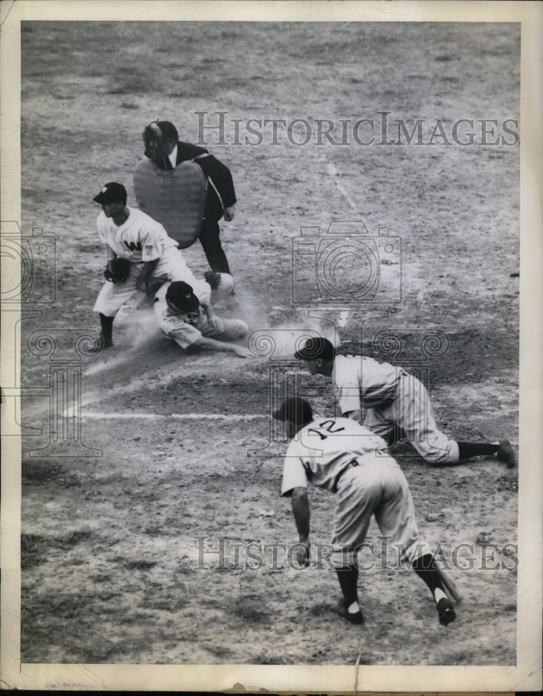 1945 Press Photo Yankees Geo Stirnweiss slides home vs Senators M Haefner, - Historic Images